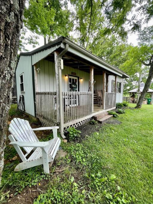 Bourbon Trail Cabin On The Farm 로렌스버그 외부 사진